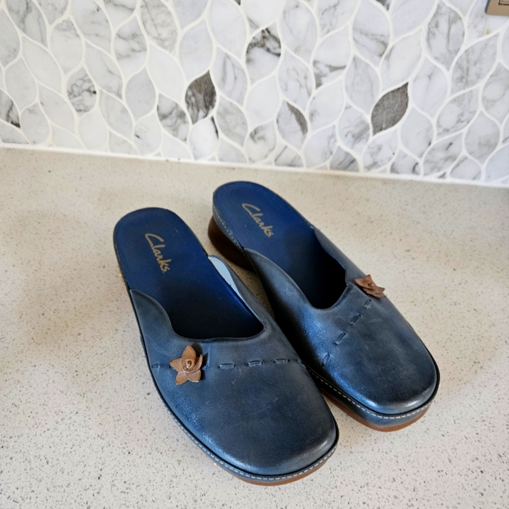 Clark's Blue Slip-On with Flower Accent Size 11